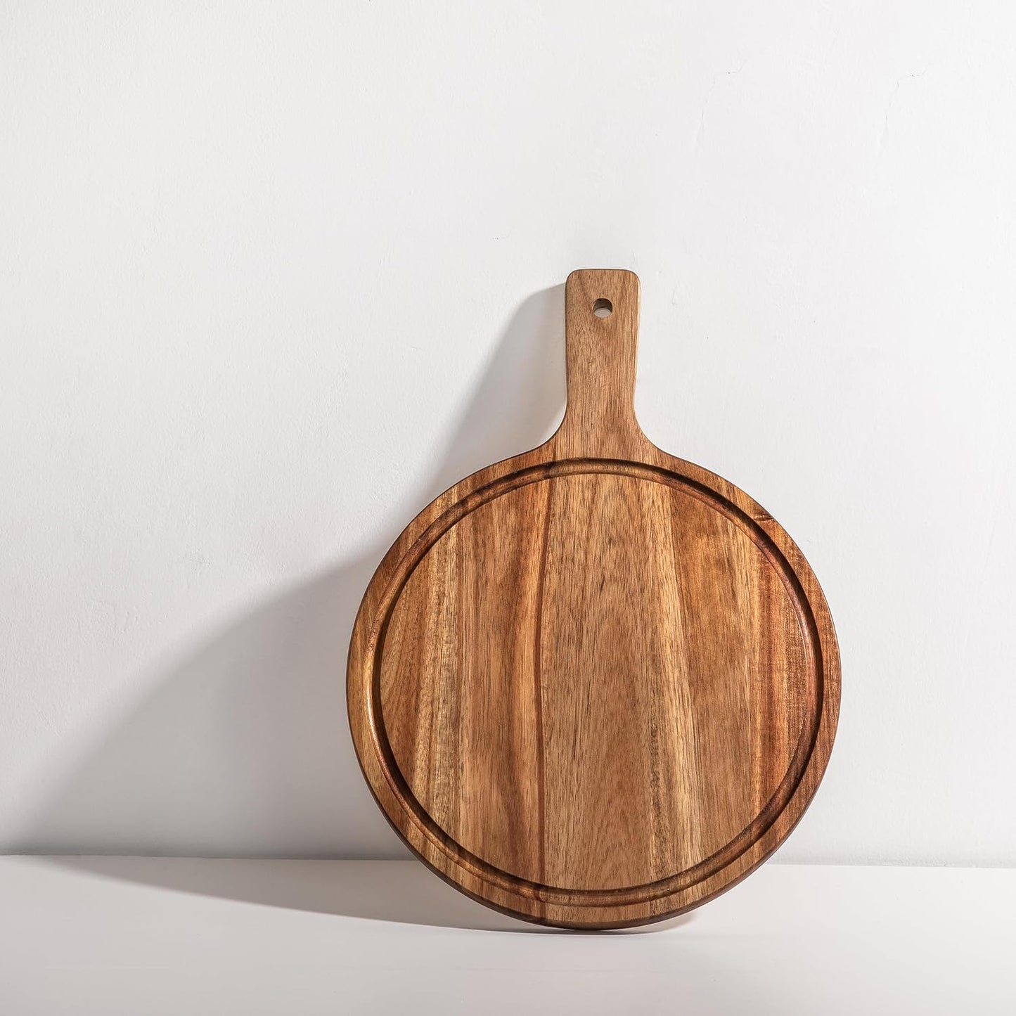 Carpentray Wooden Round Cutting Board With Handle