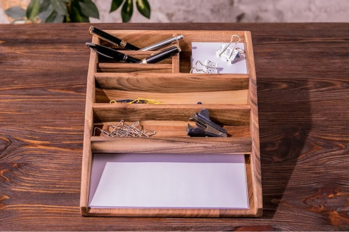 Carpentray Wooden Office Desk Organizer Tary