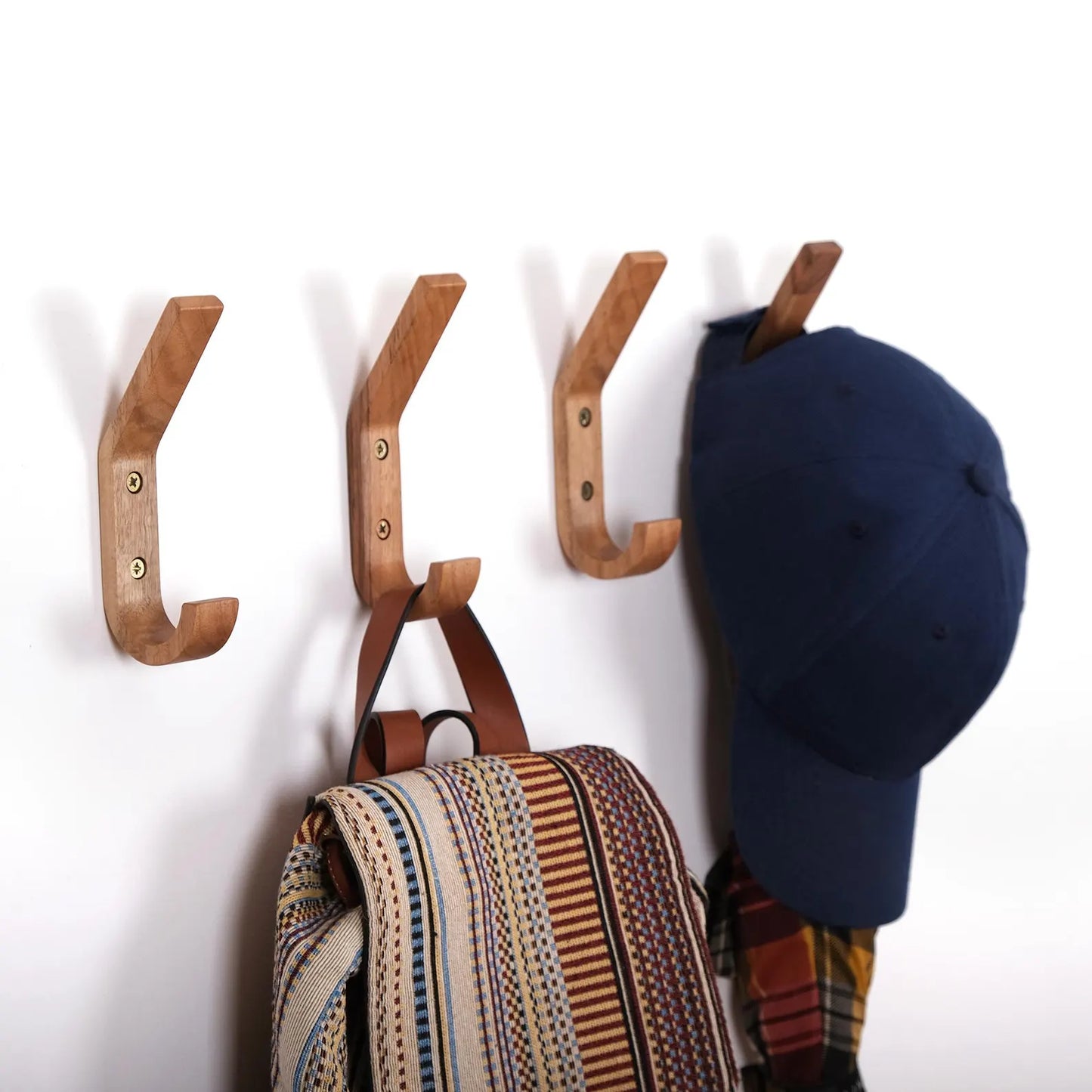 Carpentray Set of 4 Wooden Wall Premium Hooks