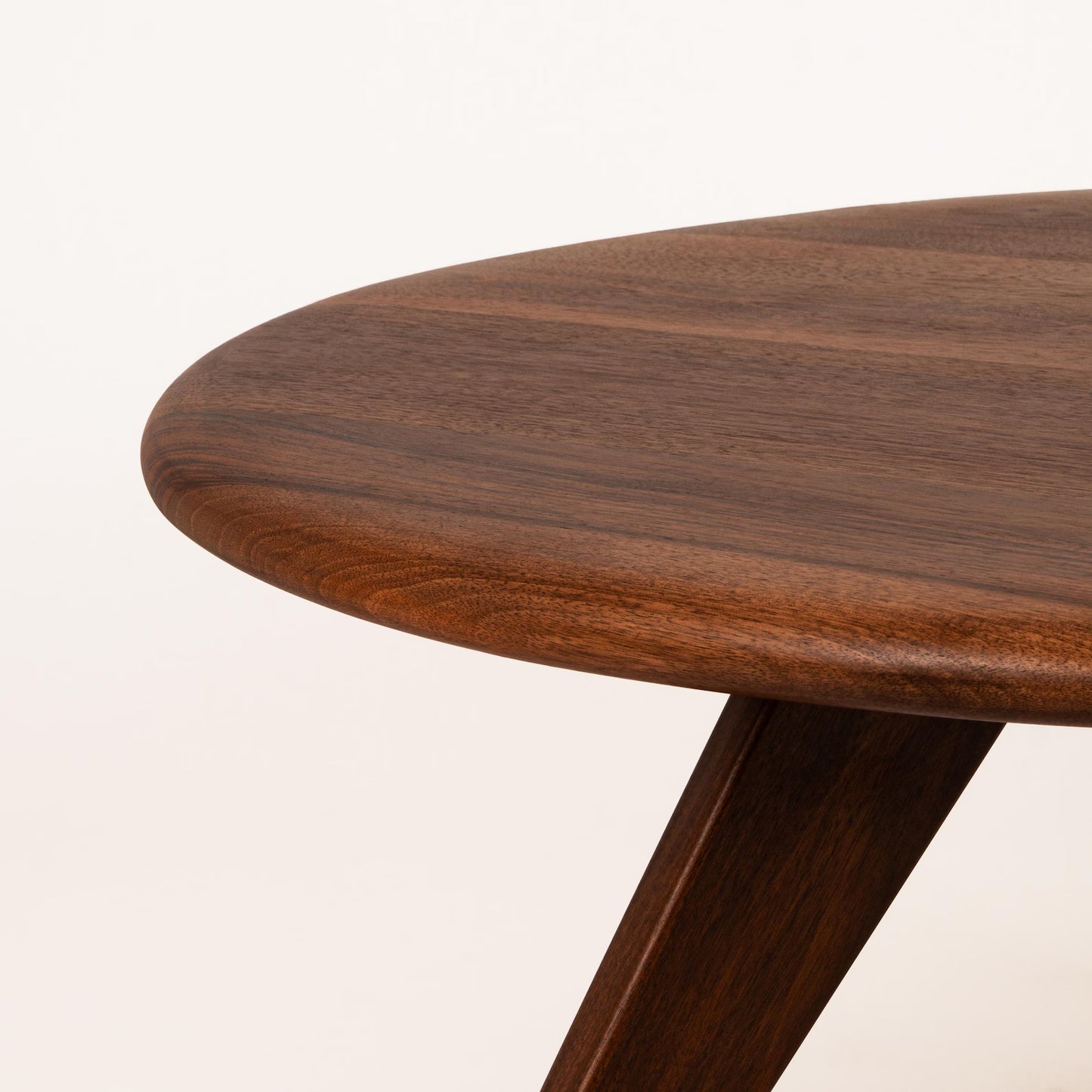Carpentray 30x30 Inch Round Wooden Coffee Table