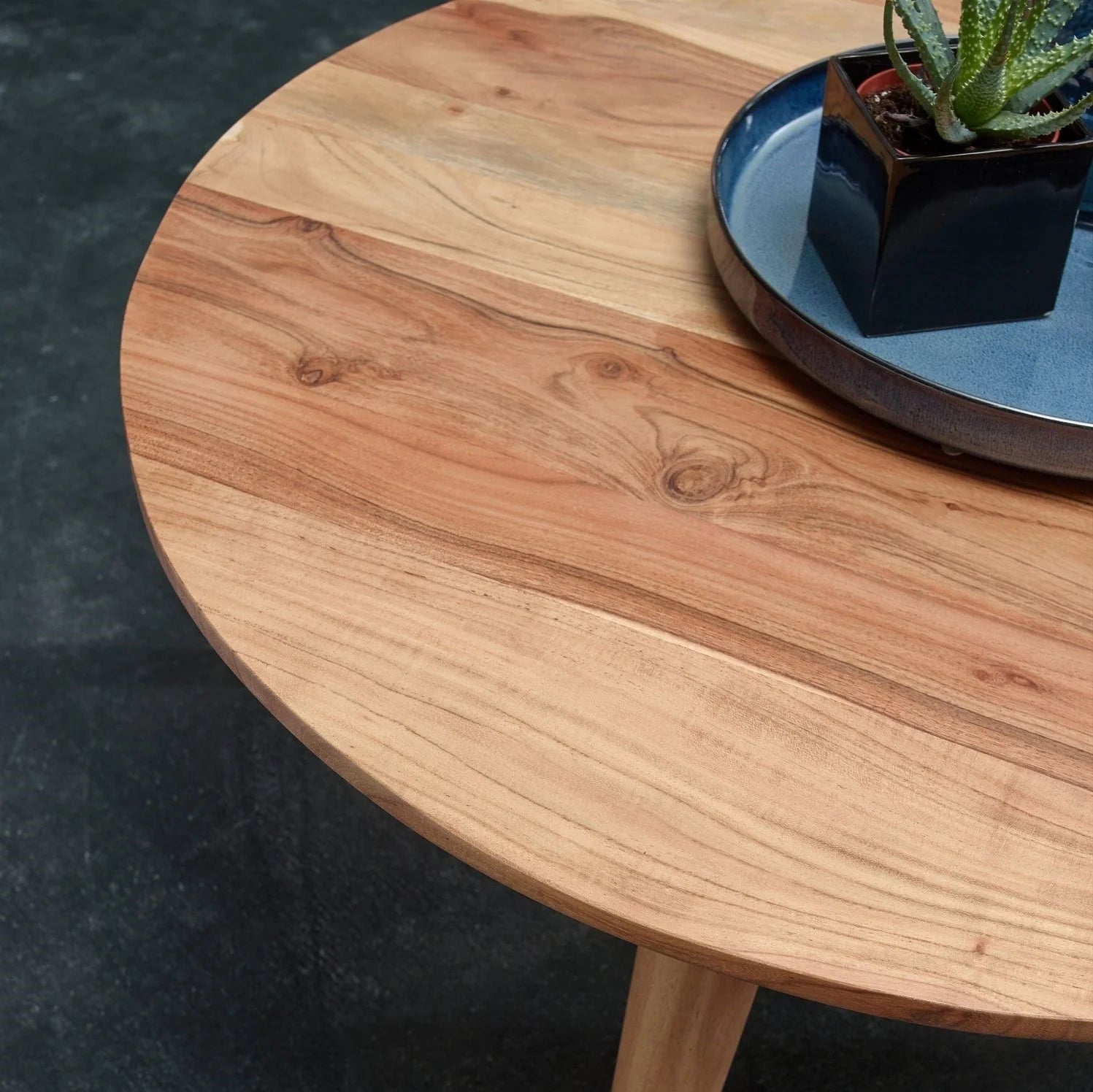 carpentray solid wood center table with 4 stable round legs