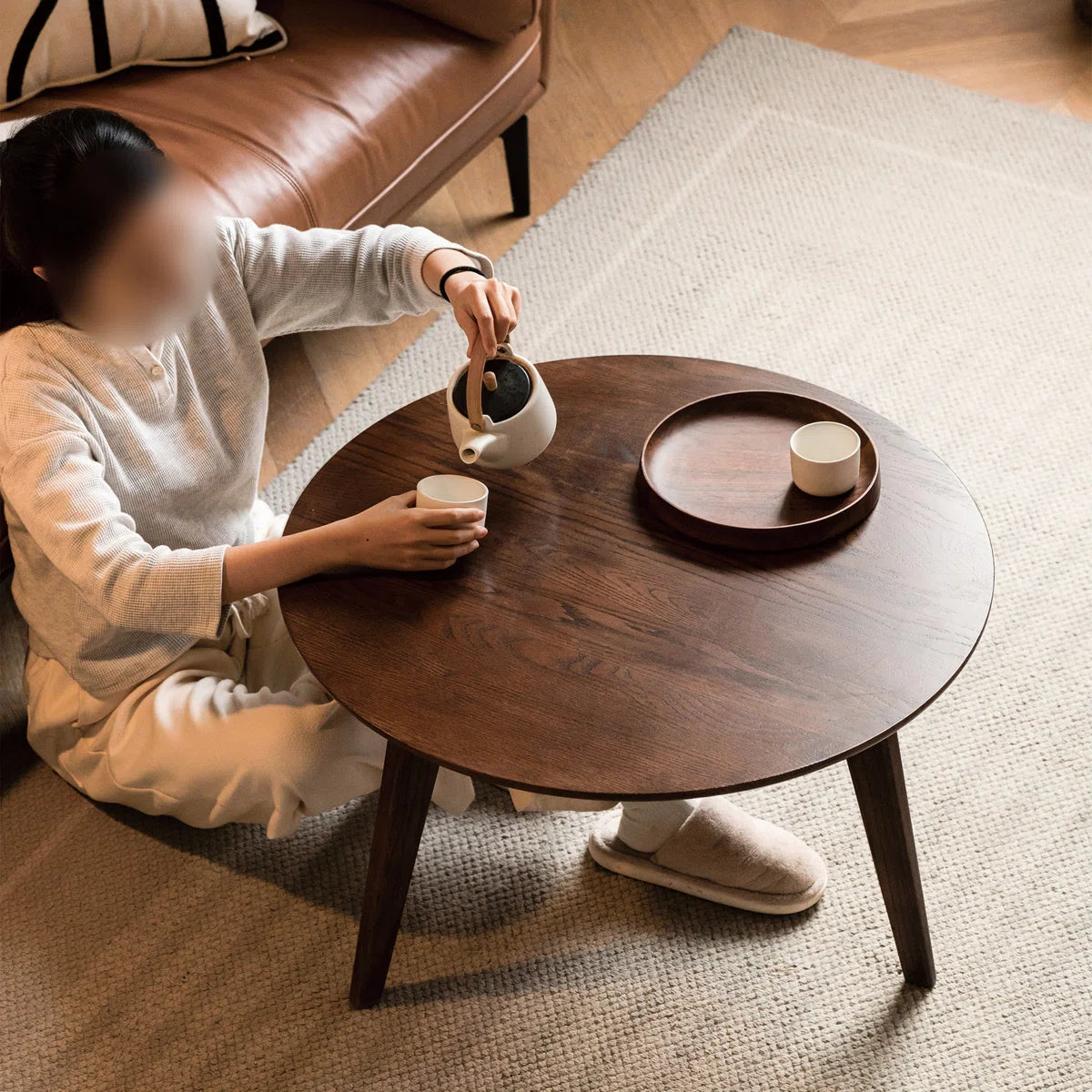 Carpentray 24x24 Inch Round Walnut Coffee Table