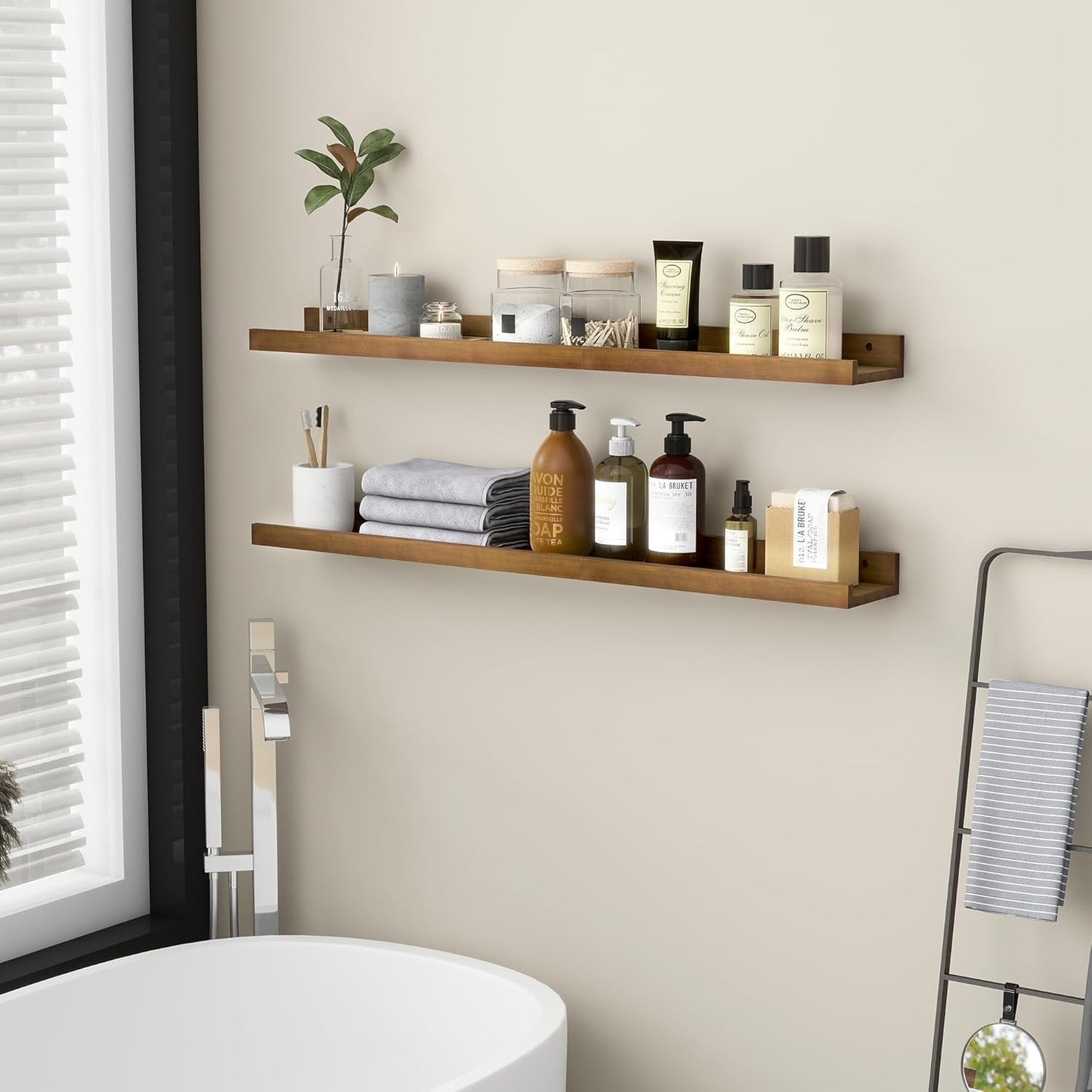 Carpentray wooden wall shelf