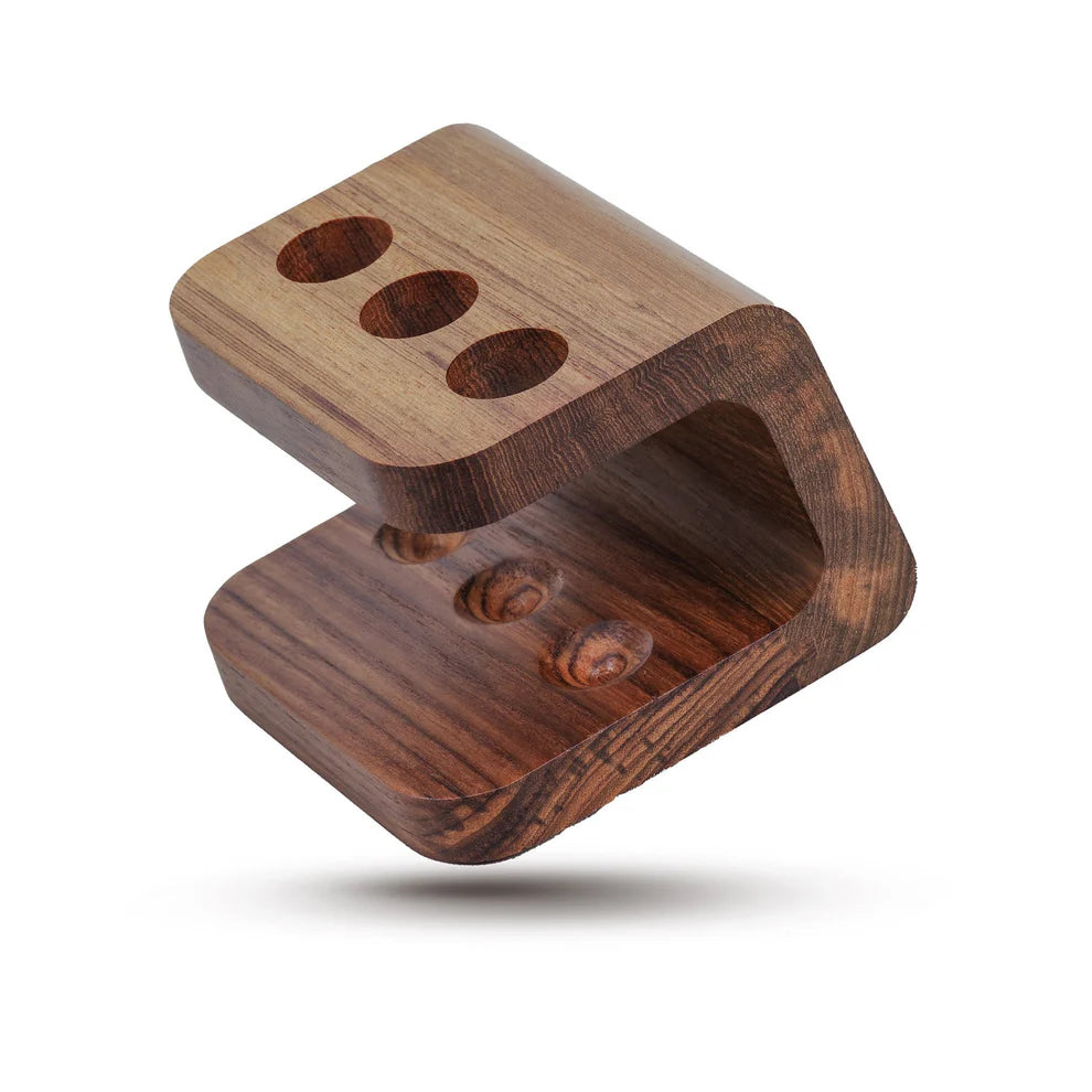 carpentray wooden toothbrush holder