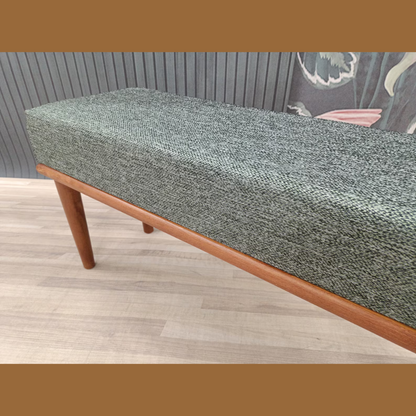 carpentray 100cm long solid wood bench with cushion