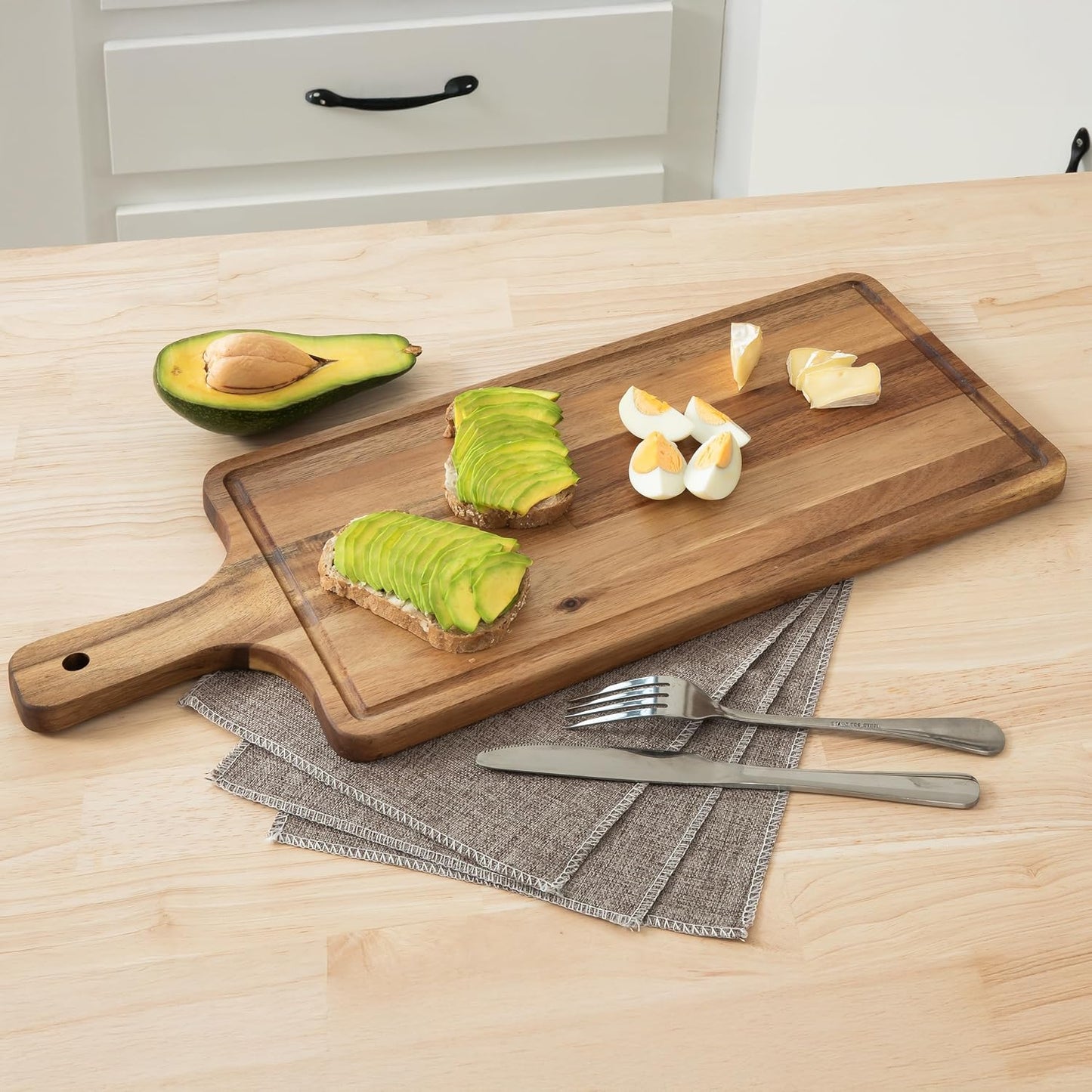 Carpentray Long Wooden Cutting Board with Handle