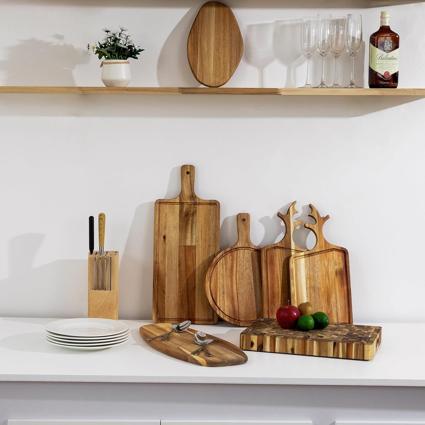 Carpentray Long Wooden Cutting Board with Handle