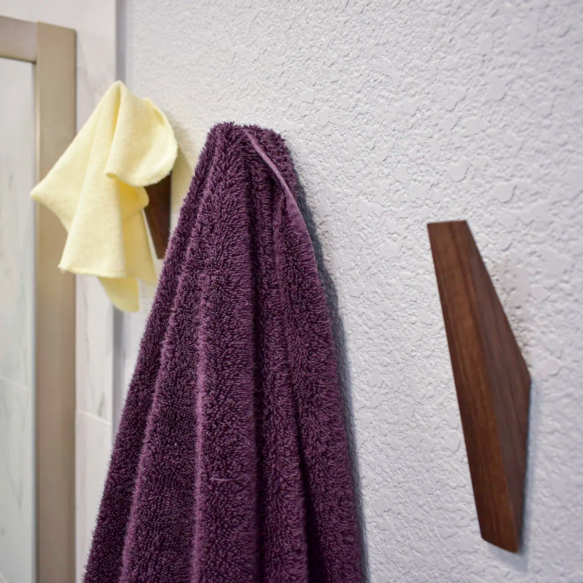 carpentray wooden wall hooks with 3 hooks,