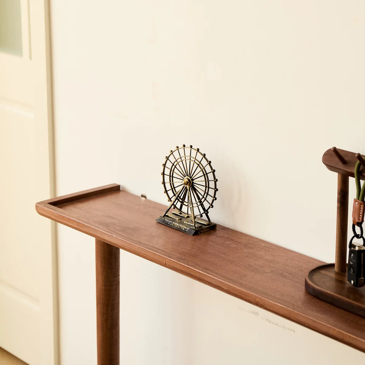 Carpentray 100cm Long Light Brown Console Table | Modern Wooden Entryway Table